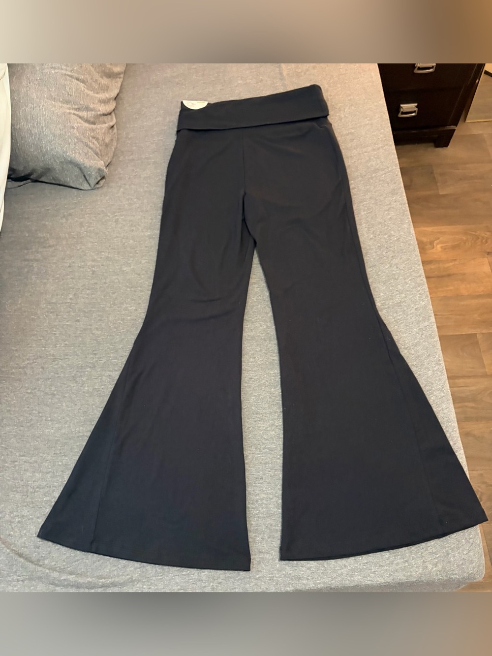 NWT Offline by Aerie High-Rise Foldover Super Flare Leggings